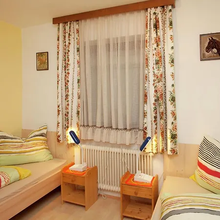 Appartement In Near Slopes Wagrain